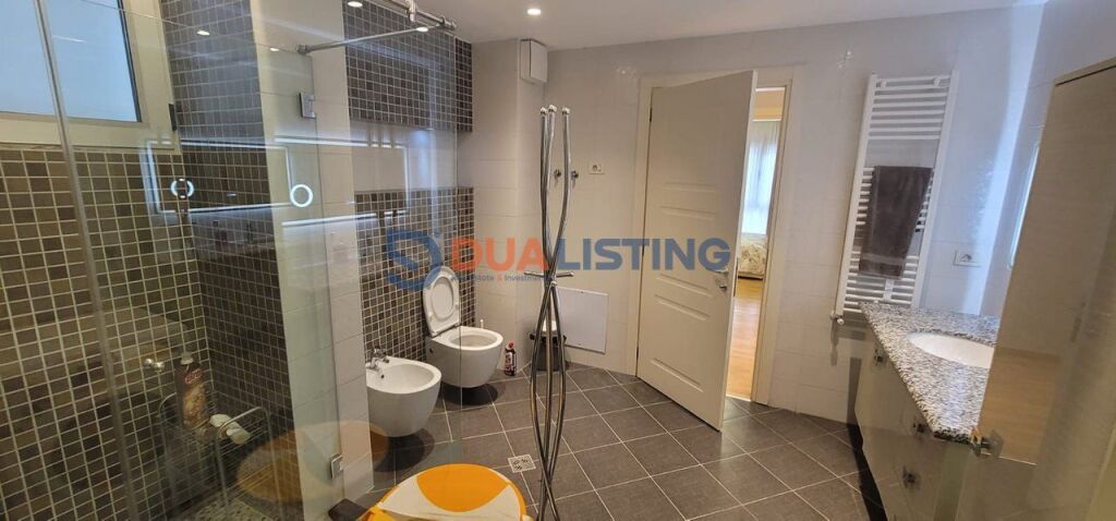 Apartament 3+1+2 Me Qira tek NOBIS, Liqeni i Tiranës!