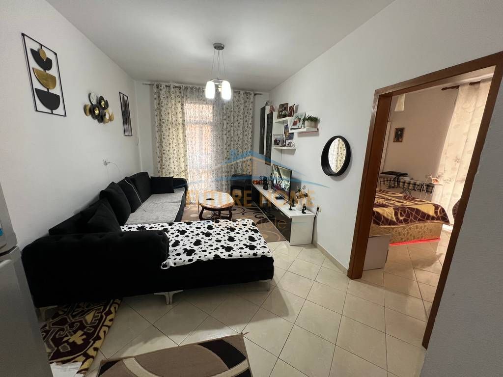 Apartment 2+1 for sale, Kodra e Diellit near the commune overpass 