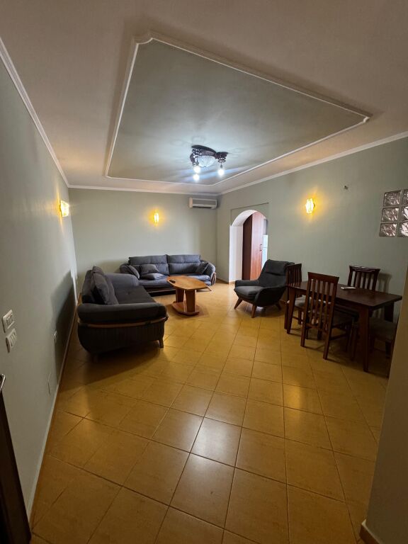 Apartament 1+1 me qera (QSUT)