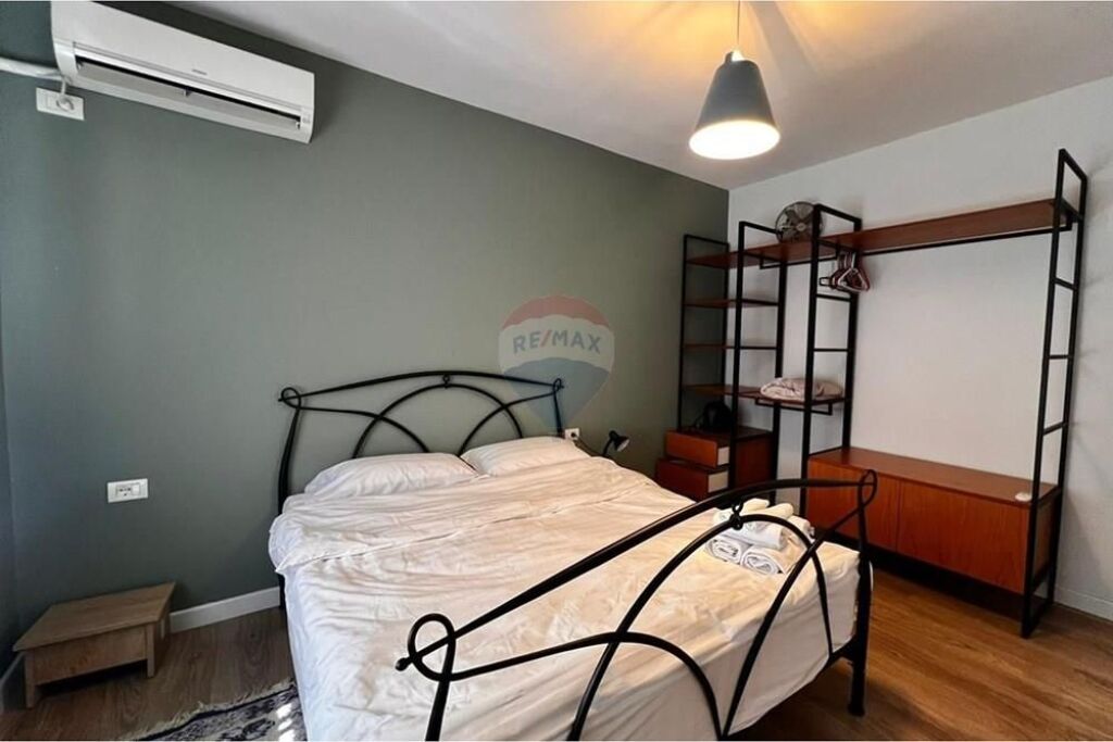 Apartament 1+1 me qira te Rruga e Kavajes!