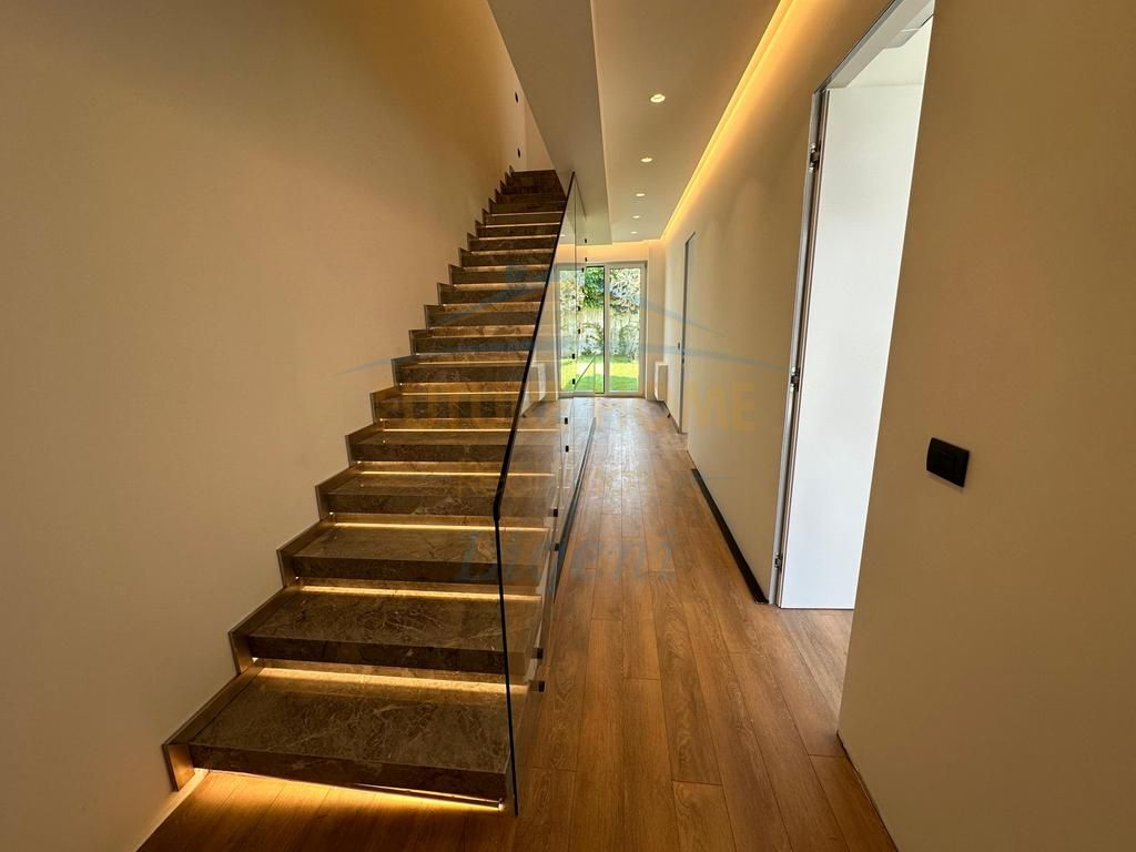 Villa for sale, Vilat Forest, Dry Lake Tirana