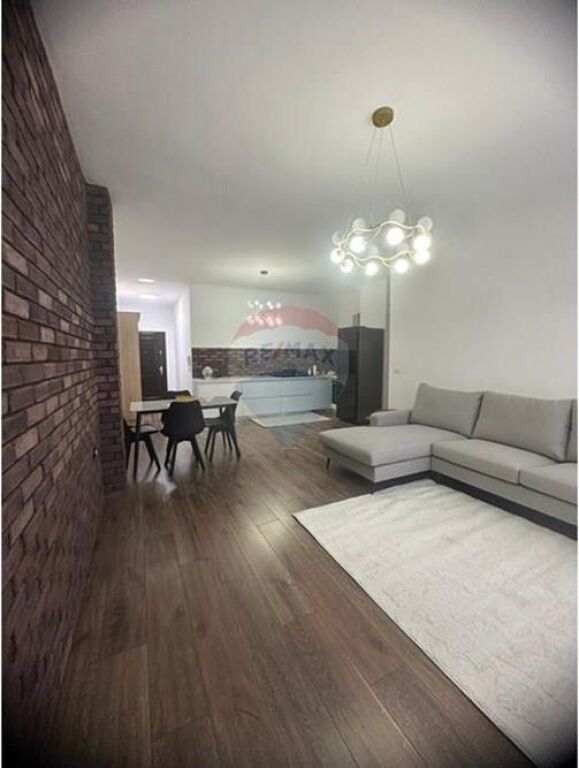 Appartamento - In Affitto - Via Peti, Tirana