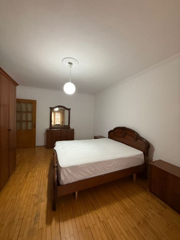 Jepet me qera: Apartament 2+1 📍 Vendndodhja: Rruga Dritan Hoxha