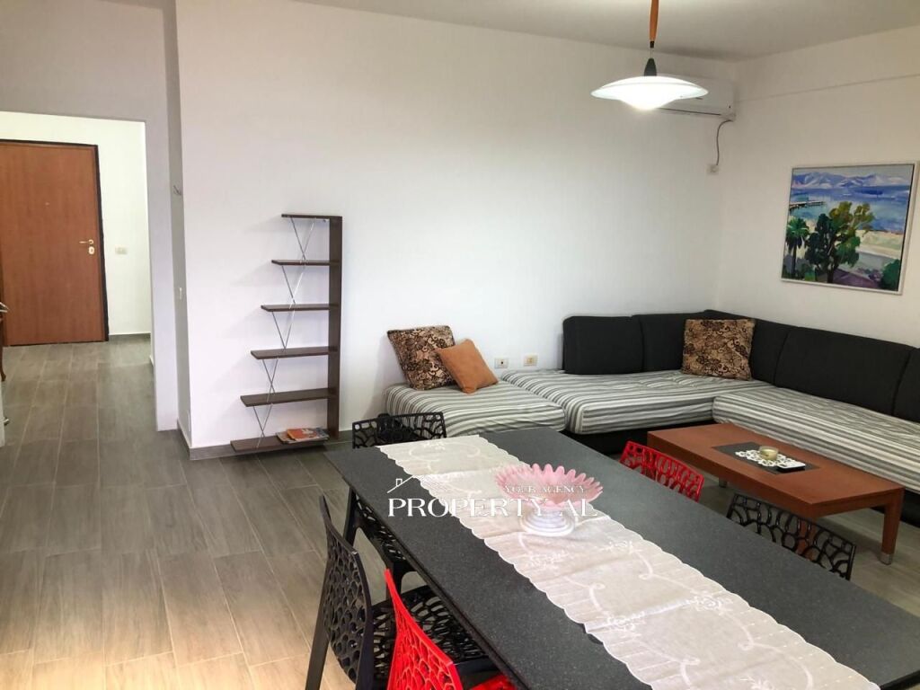 Appartamento in vendita in prima fila – Lungomare, Vlora | Vista mare frontale