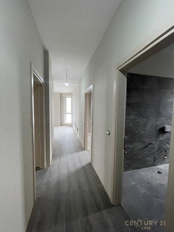 APARTMENT 3+1+2 FOR SALE NEAR THE PARIS COMMUNE, BEGA07