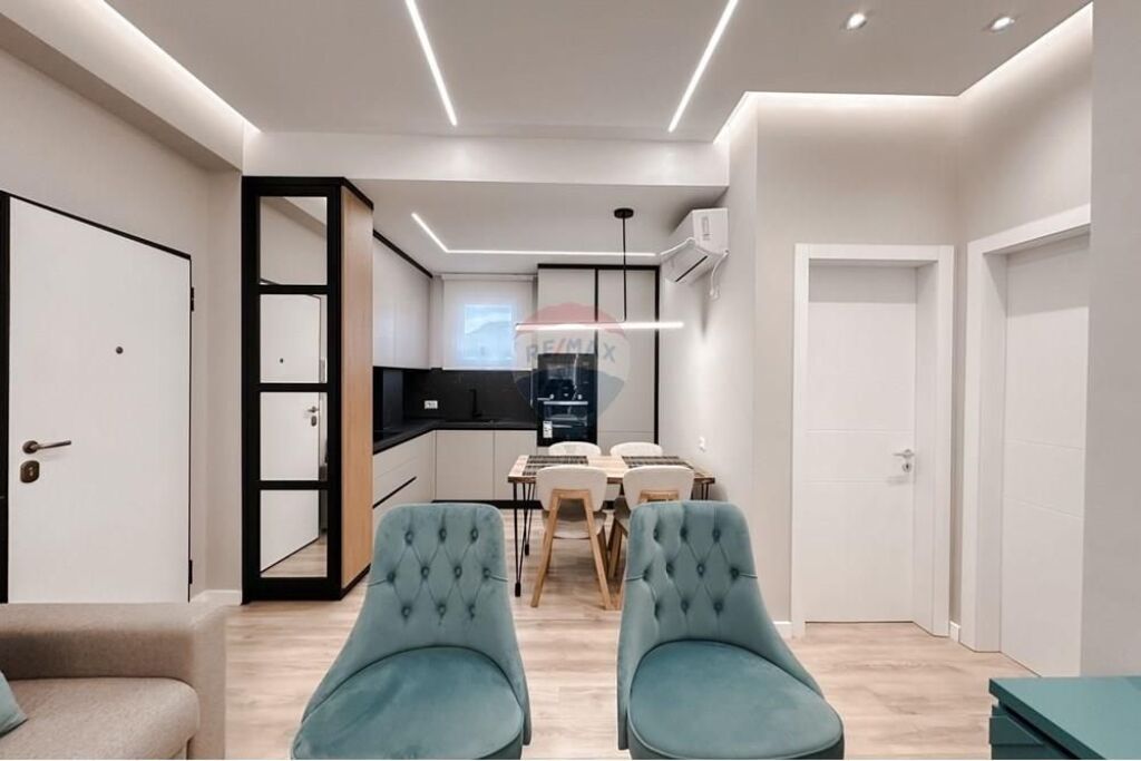 Ofrojme per shitje Apartament 1+1 tek Rr.Dibres