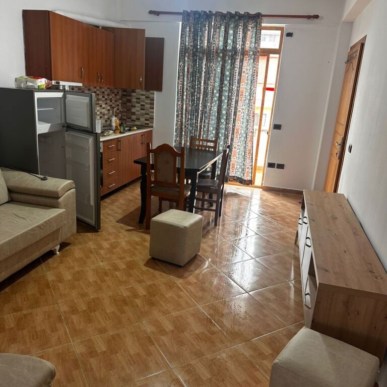 APARTAMENT ME QIRA 1+1- ASTIR ◦ Unaza e Re, përballë Vila L