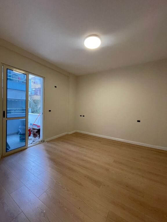Apartment 3+1 for sale at Kodra e Diellit