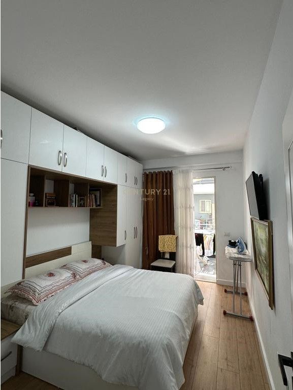 Apartment 2+1+2 balconies for sale, Tom Doshi Complex, Shkoze