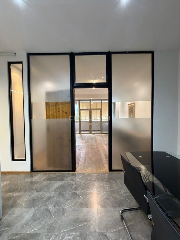 Premises/ office for Rent at Garda