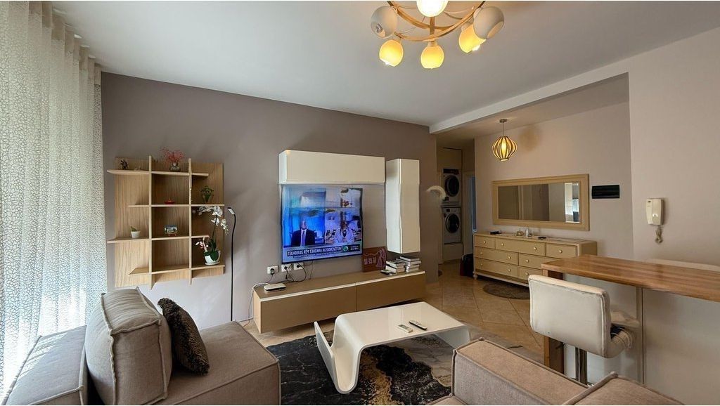 Apartament 2+1 Me Qira Rruga Elbasanit