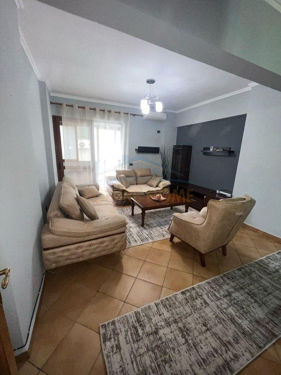 Rent, Apartment 2+1+2 for Rent Near Kikes, Paris Municipality