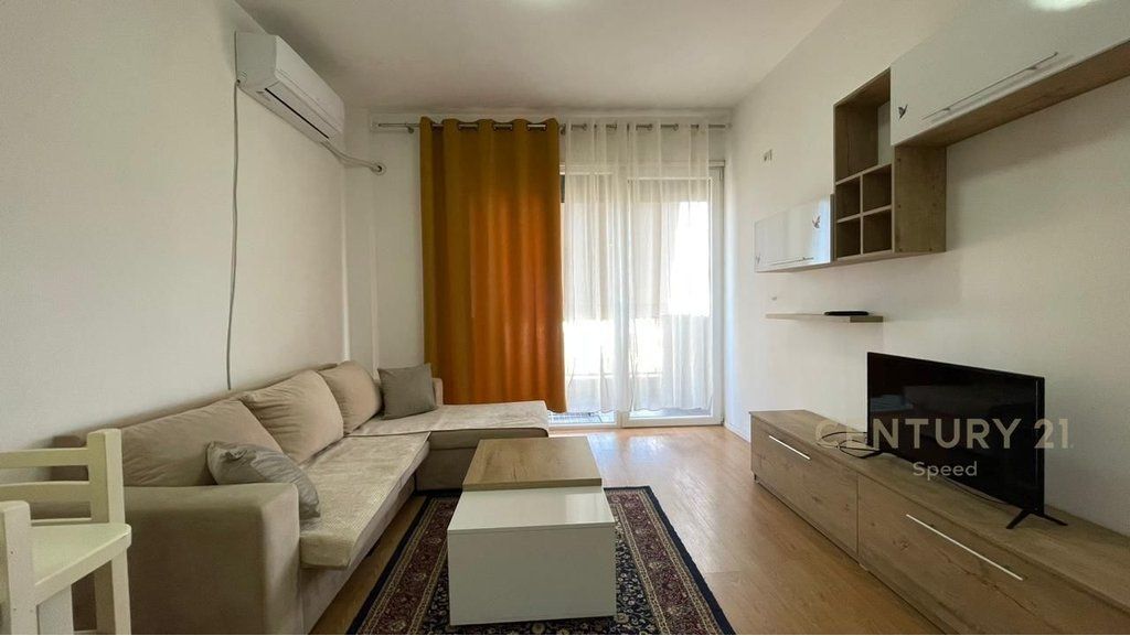 Appartamento 1+1 in affitto in Via 5 Maggio con posto auto!