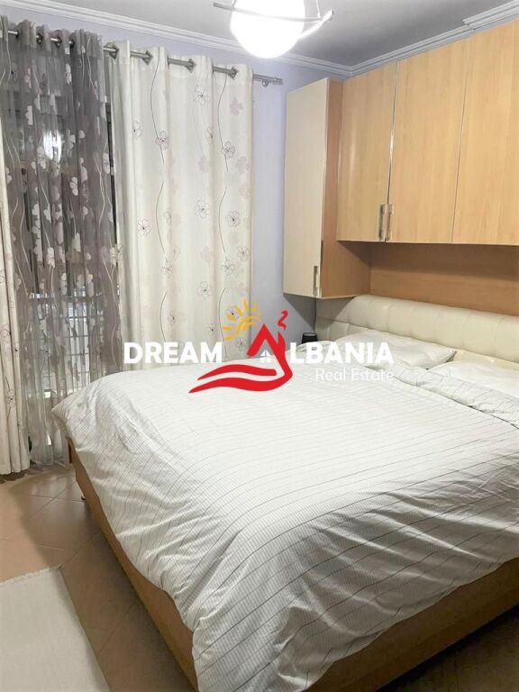 Appartamento 1+1 in affitto in via Mine Peza vicino alla Procura del distretto a Tirana (ID 4211889)