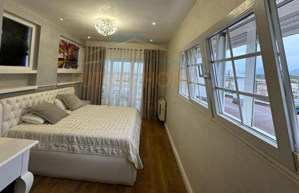 For sale, Apartment 3+1+2 Parking Spaces, Fresku