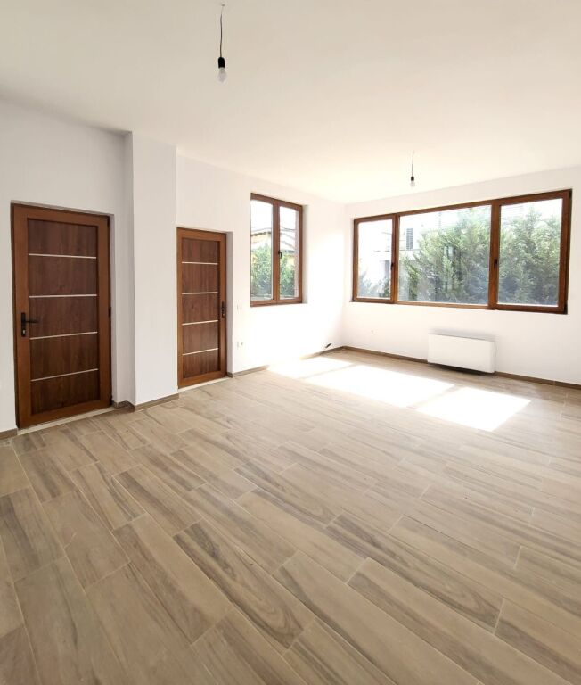 🏡 Three-storey Villa for Rent in TEG