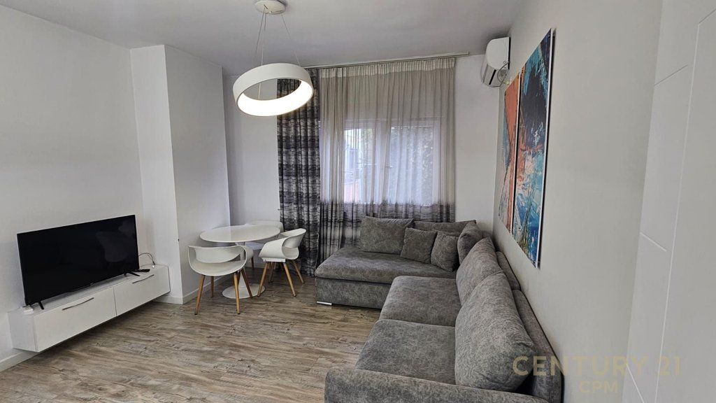 APPARTAMENTO 1+1 IN AFFITTO – “9 PIANI”, CENTRO DI TIRANA!