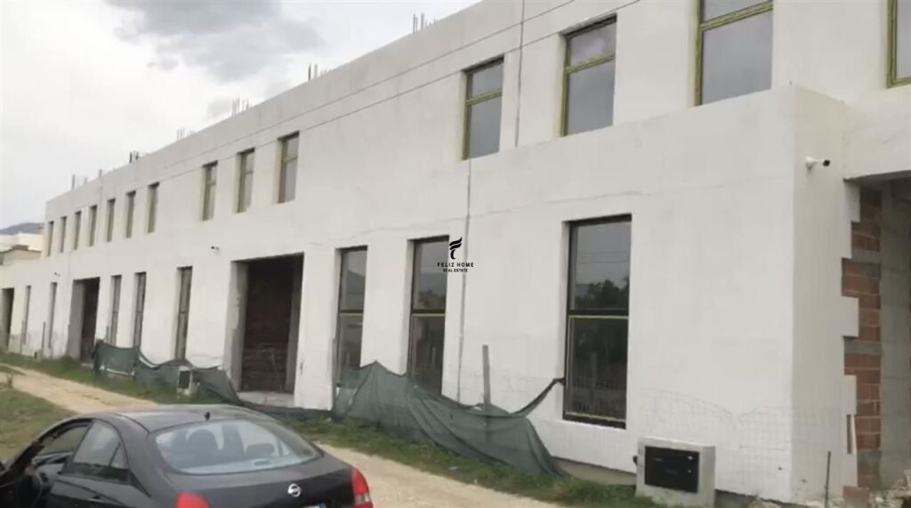 MAGAZINE ME QERA 2000 M2 KAMEZ 700.000 LEKE FH-67377