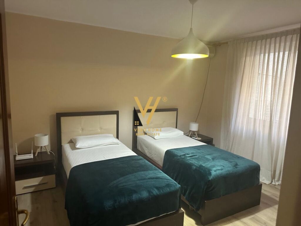JEPET APARTAMENT 2+1+BLK ME QERA TE SHESHI WILLSON 100.000 LEKE