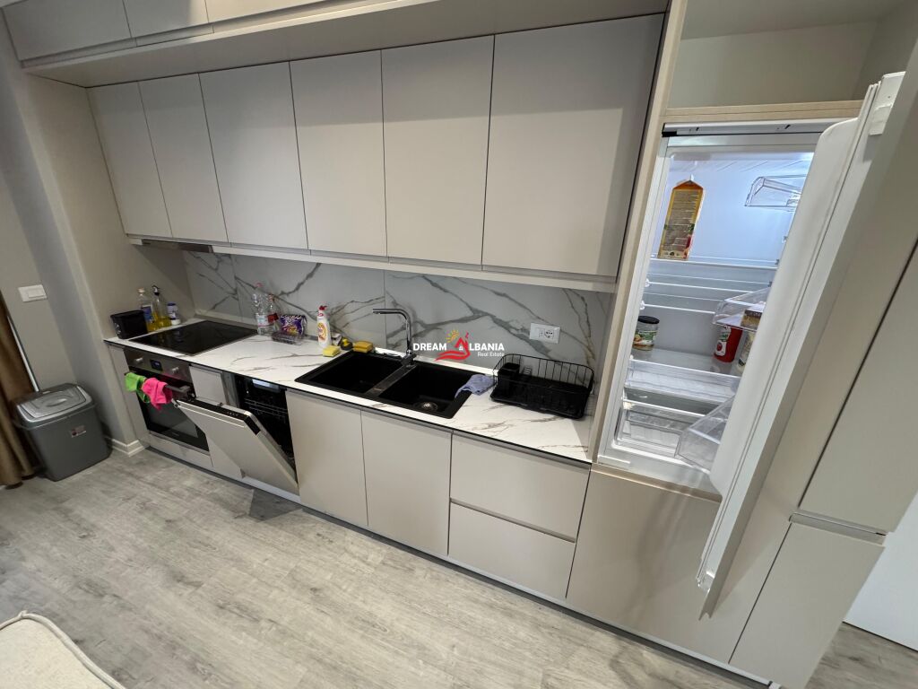 Apartment 2+1 for rent in the Arlis Complex, Dibres Street opposite QSUT in Tirana (ID 42215518)