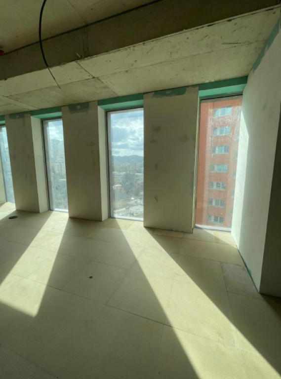 🏢 Ufficio in Affitto – DownTown One