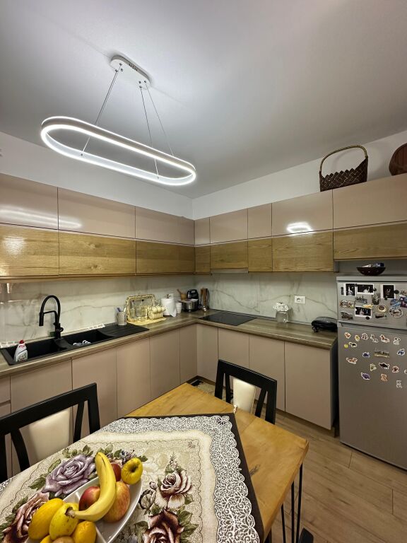 Shesim Apartament 2+1 tek Kompleksi Tom Doshi , Shkoze