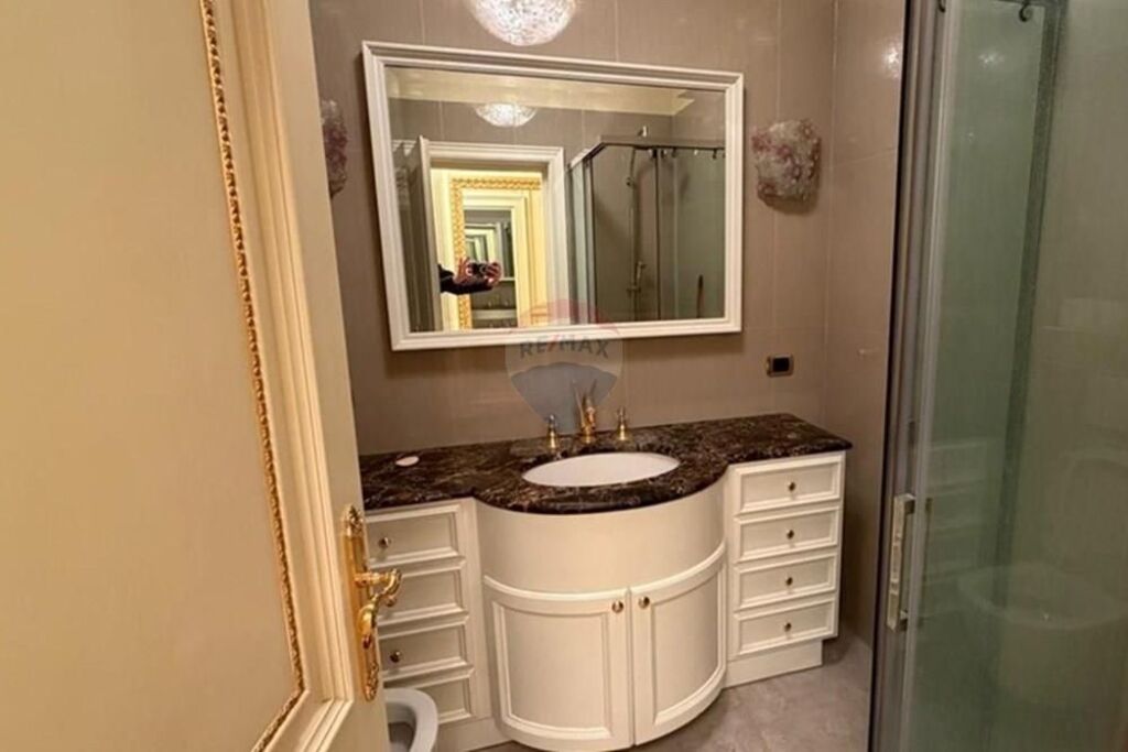 FOR RENT, APARTMENT 2+1, PAZARI I RI, TIRANA