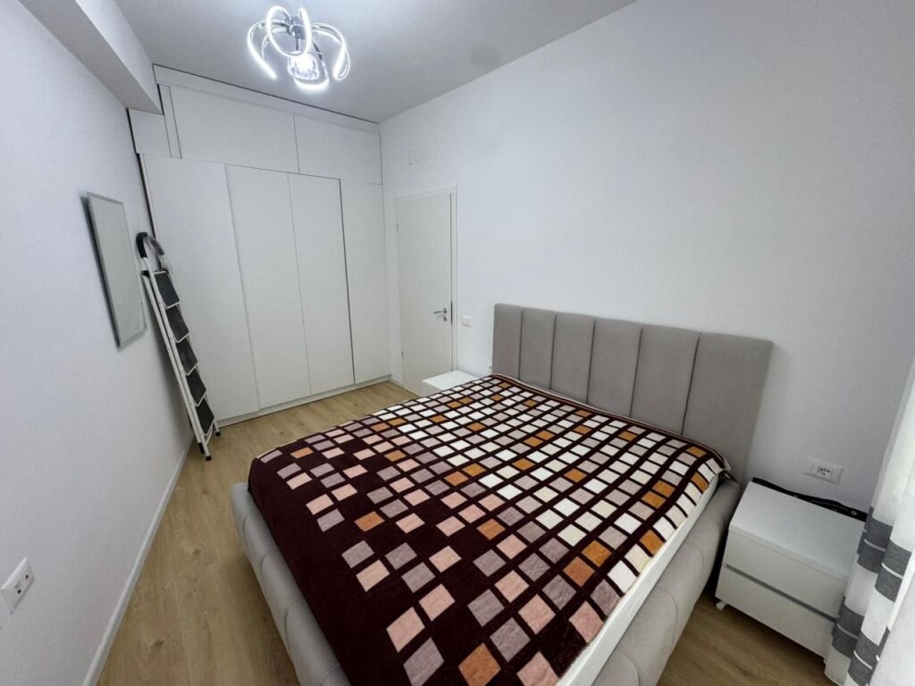 Apartment 1+1 for rent  Address: Ali Demi Kadiu Complex  5th Floor  Furnished Price: 40000 leke