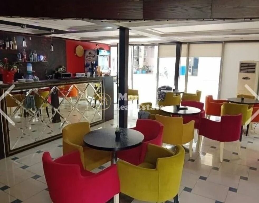 Vendita | Locale Commerciale | Kombinat | 125000 €