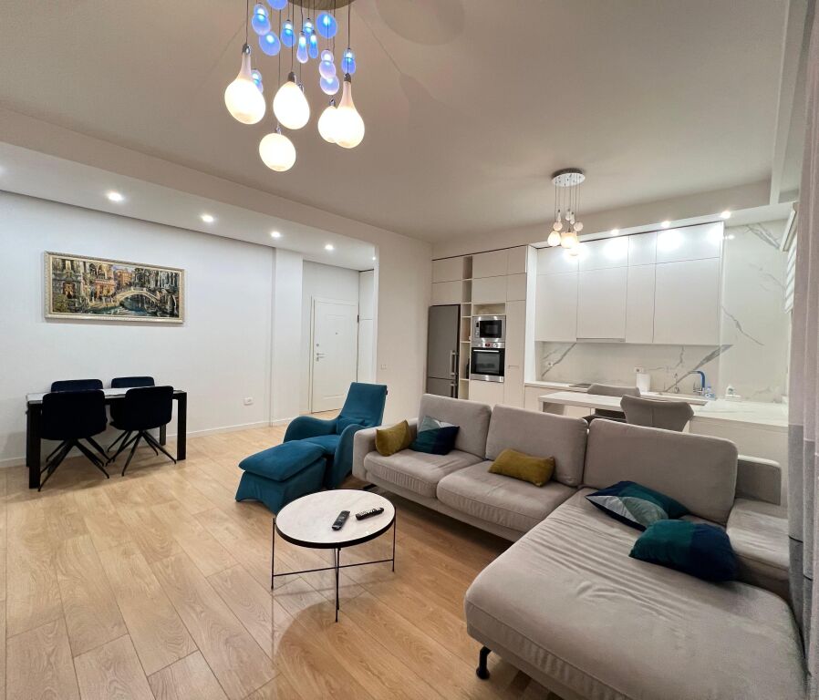 JEPET ME QIRA Apartament 2+1+2 📍 Kompleksi Delijorgji Rruga e Kavajes