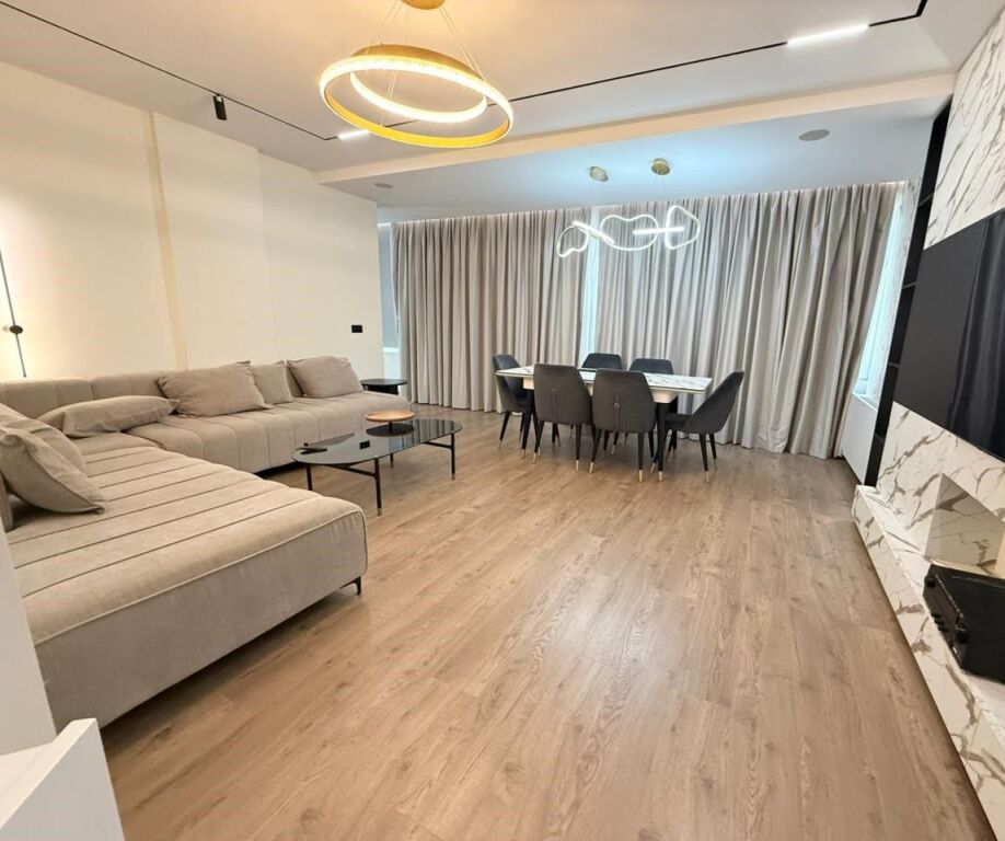 Luxury 2+1 Apartment for Rent at the Tirana Lake!
