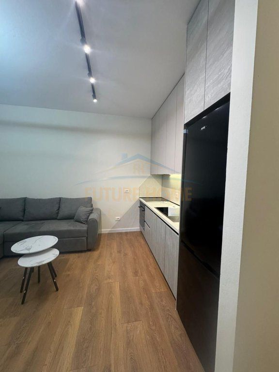 Shitet 1+1, Kompleksi Colombo Oxhaku 129.000€