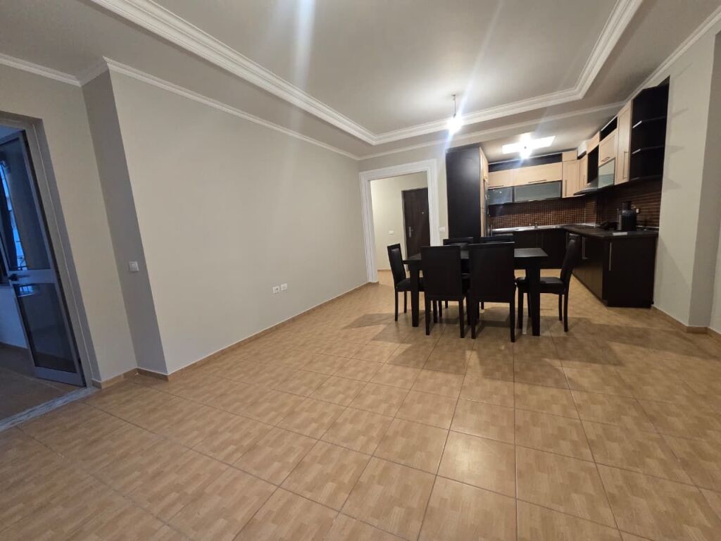 Apartament 2+1+2 per shitje ne Fresk