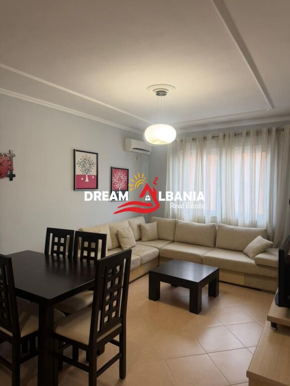 Appartamento 1+1 in affitto in via Mine Peza vicino alla Procura del distretto a Tirana (ID 4211889)