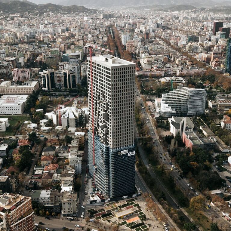 🏡 Business premises for rent at Downtown One