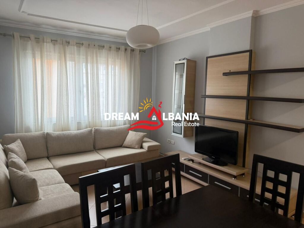Appartamento 1+1 in affitto in via Mine Peza vicino alla Procura del distretto a Tirana (ID 4211889)