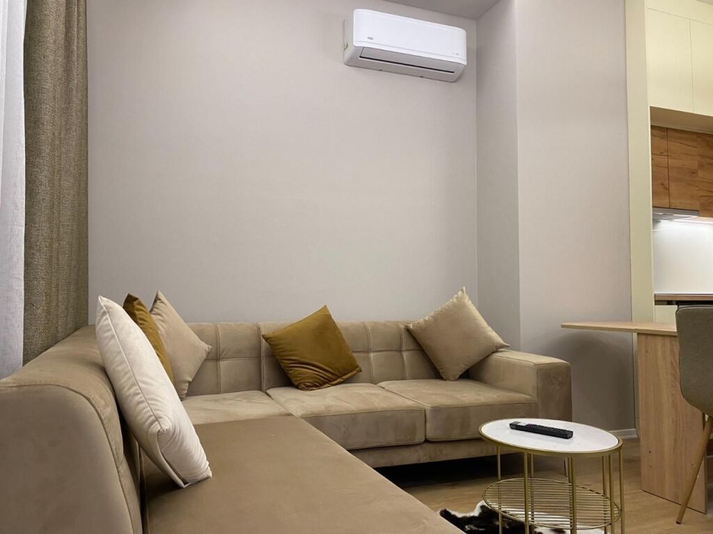 Siri Kodra Jepet me Qera 1+1 Pallati Kontaktt