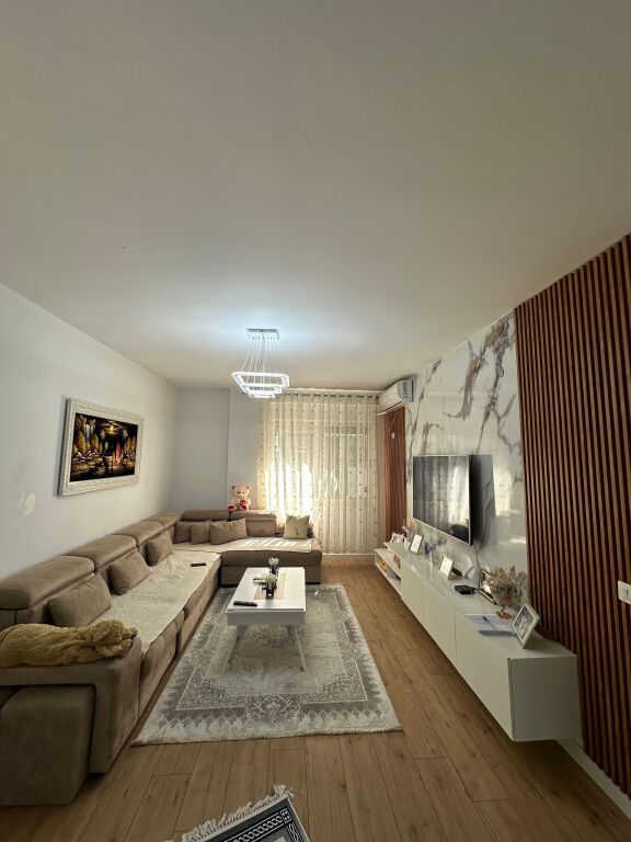 Shesim Apartament 2+1 tek Kompleksi Tom Doshi , Shkoze