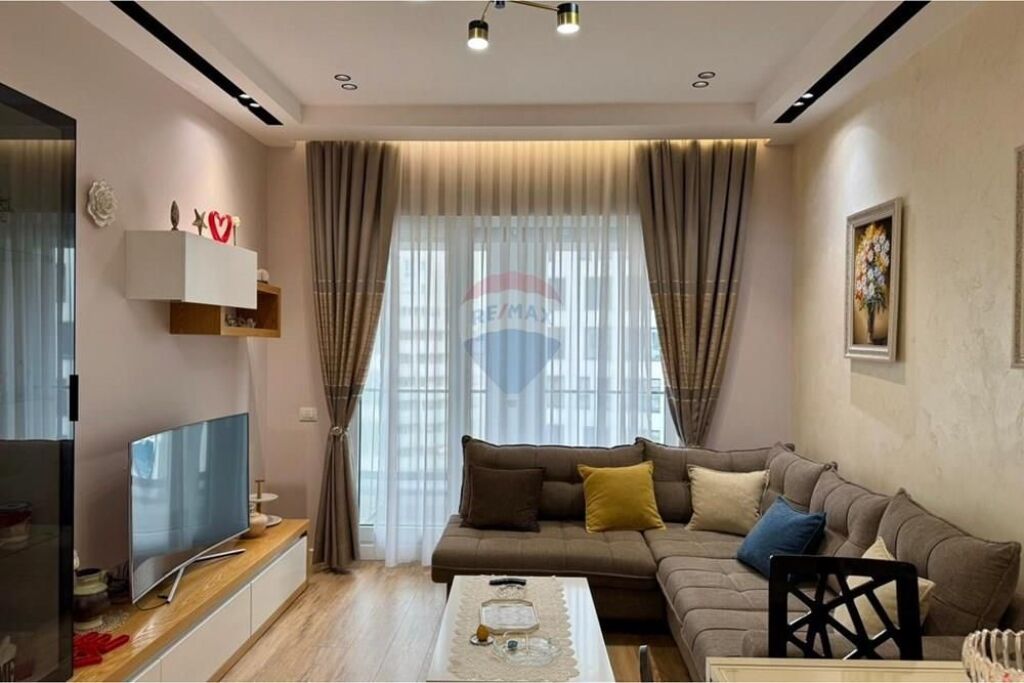 *Apartament 1+1 per qira tek *Kompleksi Kontakt*