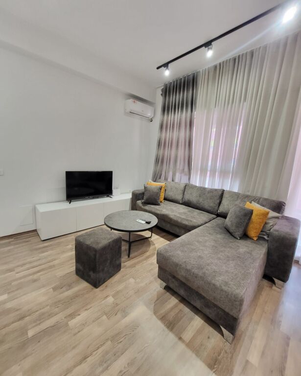🏢 Apartament 1+1 me qira – Kompleksi Mangalem, Ali Demi