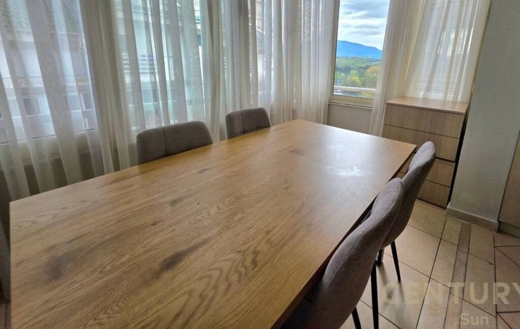 Apartament me qira 2+1+2 , Liqeni i Tiranes, prane Kopshtit Zoologjik