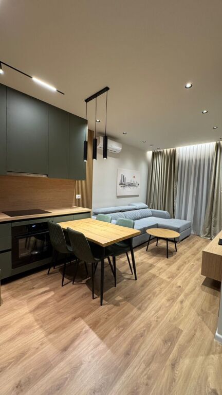 Appartamento in affitto, super arredato, presso la residenza Kadiu Mangalem 21.Prezzo 530 euro