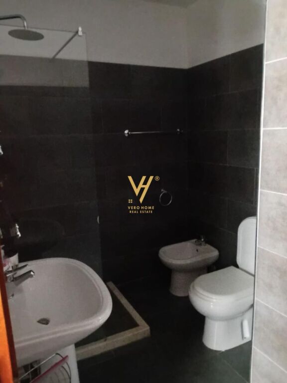 SHITET APARTAMENT 3+1+2+BLK NE SARANDE 200.000 EURO