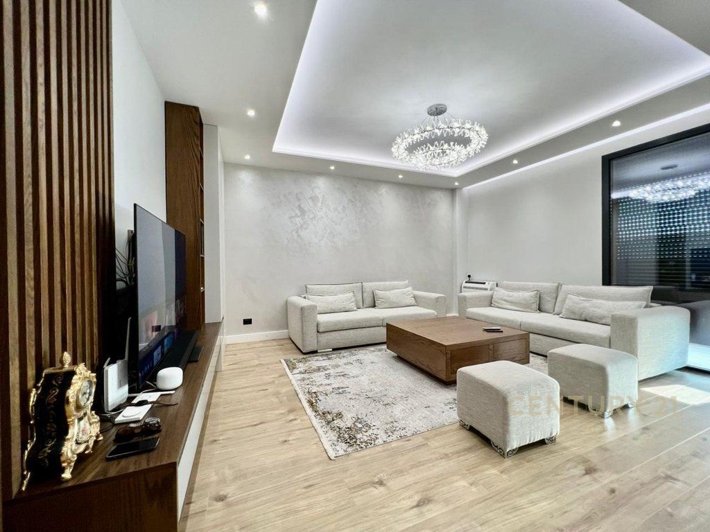 APARTMENT 3+1+2 FOR SALE IN LUNDËR, NEAR TEG!