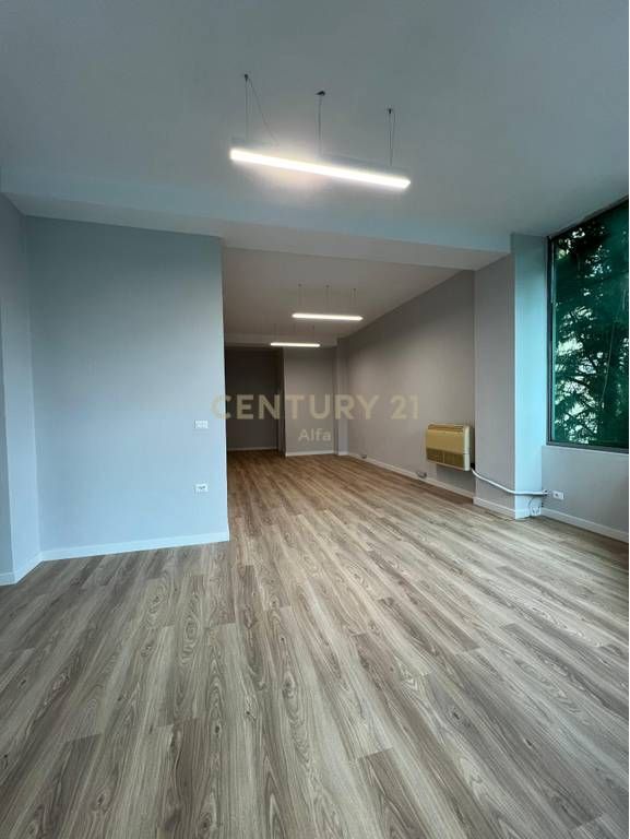 Office space for Rent – Paris Commune !