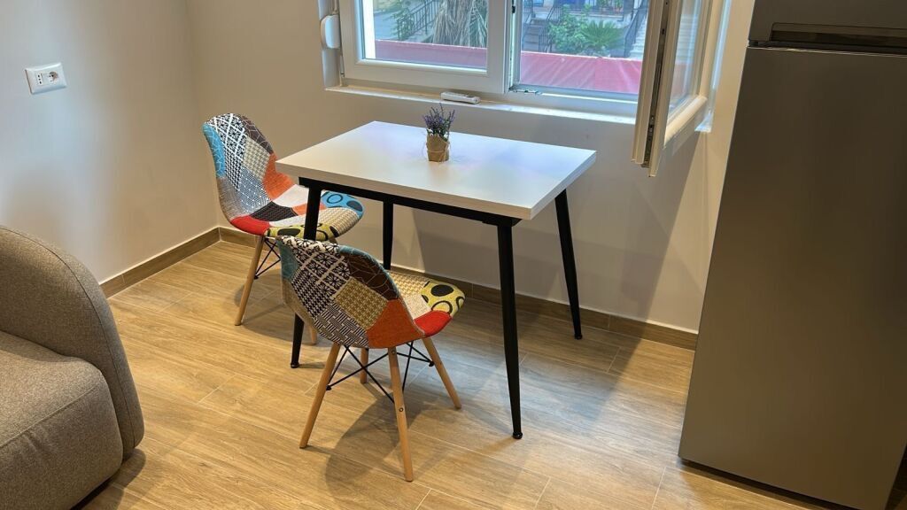 Apartament 1+1 ne Ambasada Amerikane