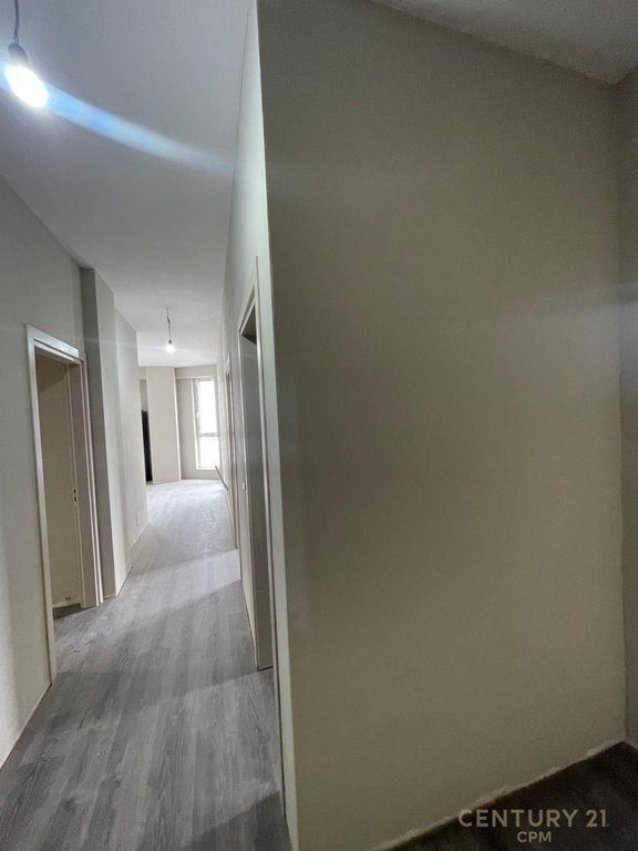 SHITET APARTAMENT 3+1+2 TEK KOMUNA E PARISIT, BEGA07