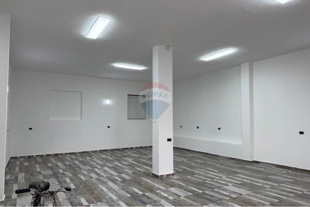 Warehouse/Storage - For Rent - Kodra e Priftit, Tirana
