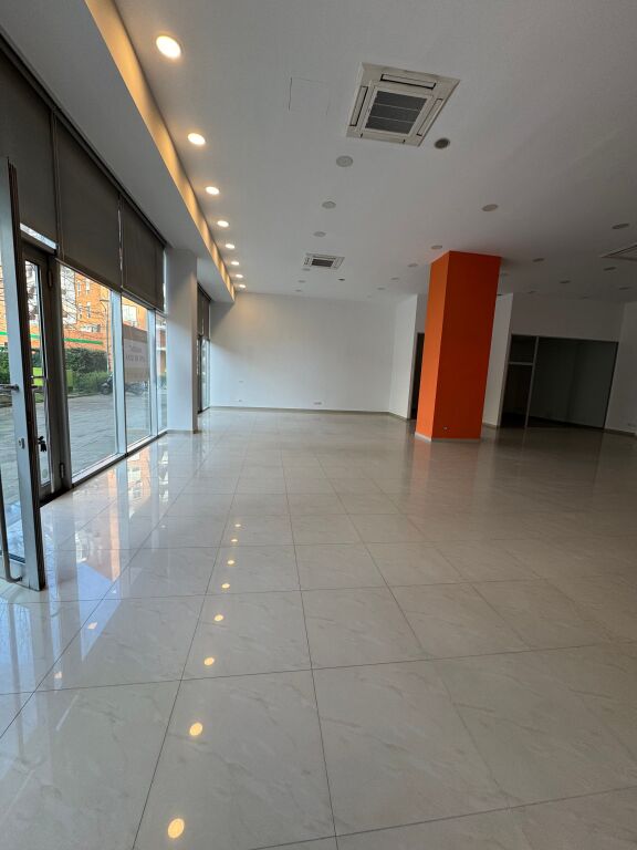 Ambjet per qera open space ne Delijorgj