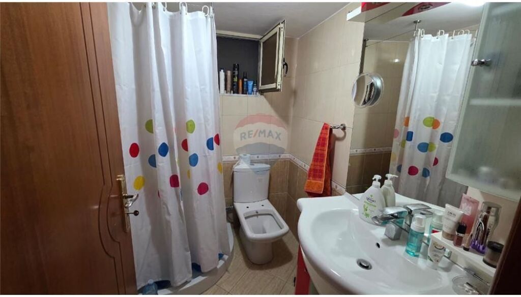 🏡 Apartament 2+1 për Shitje – Vlorë (pranë Kishës Ortodokse)  